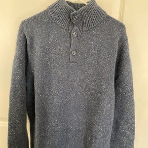 Men’s size medium Patagonia Sweater